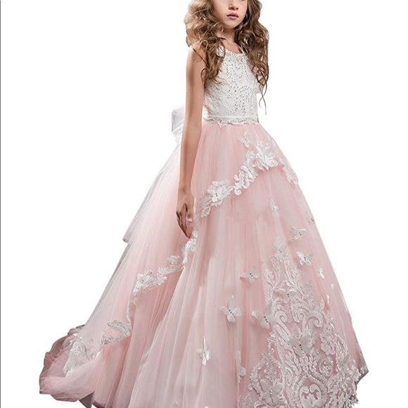COLOR: LIGHT PINK
